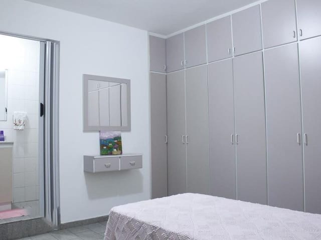 Sobrado 6 quartos e 7 banheiros, à venda, no bairro Vila Gumercindo em São Paulo