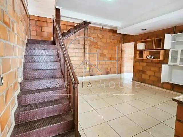 Sobrado com 200m² 2 quartos e 3 banheiros, à venda, no bairro Bonfim Paulista em Ribeirão Preto