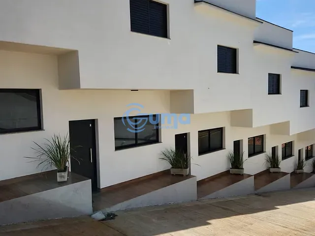 Sobrado 2 quartos e 1 banheiro, à venda, no bairro Jardins em Bragança Paulista