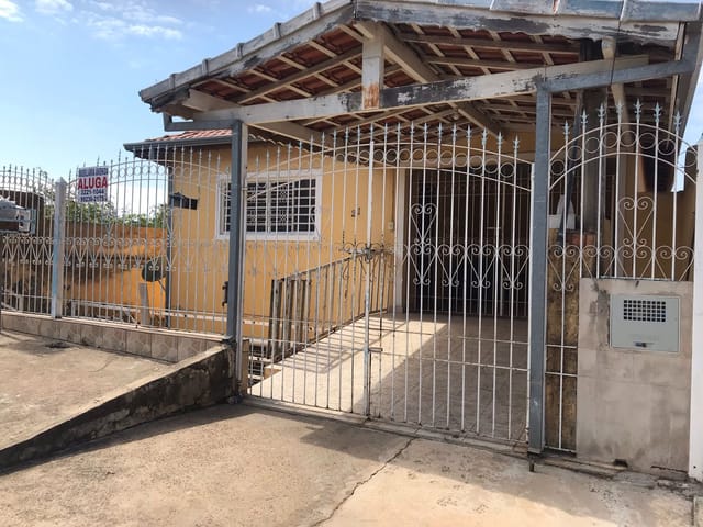 Sobrado com 150m² 3 quartos e 2 banheiros, à venda, no bairro Jardim Nova Esperança em Campinas