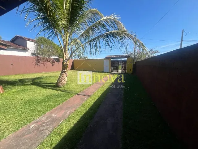 Sobrado com 380m² 3 quartos e 2 banheiros, à venda, no bairro Pontal de Santa Marina em Caraguatatuba