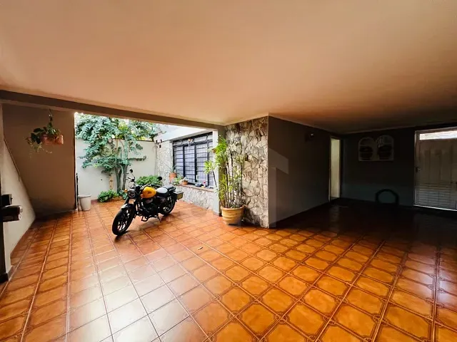 Sobrado com 270m² 3 quartos e 3 banheiros, à venda, no bairro Campos Elíseos em Ribeirão Preto