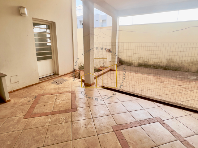 Sobrado com 400m² 4 quartos e 5 banheiros, à venda, no bairro Pq. Vila Izabel / Jd. Eden / Cidade Nova em Franca