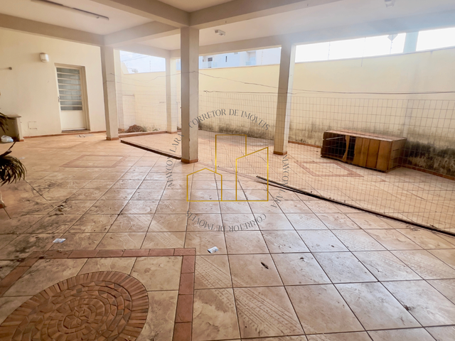 Sobrado com 400m² 4 quartos e 5 banheiros, à venda, no bairro Pq. Vila Izabel / Jd. Eden / Cidade Nova em Franca