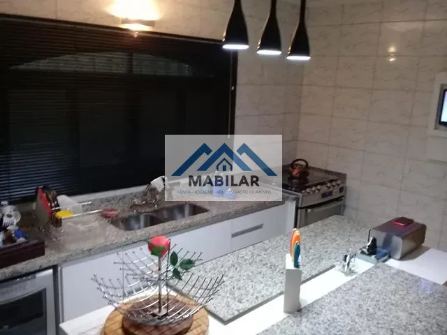 Sobrado com 180m² 3 quartos e 4 banheiros, à venda, no bairro Jardim Pinheiros em São Paulo