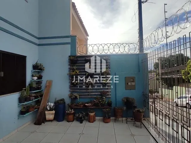 Sobrado com 130m² 3 quartos e 2 banheiros, à venda, no bairro Vila São Paulo em Apucarana