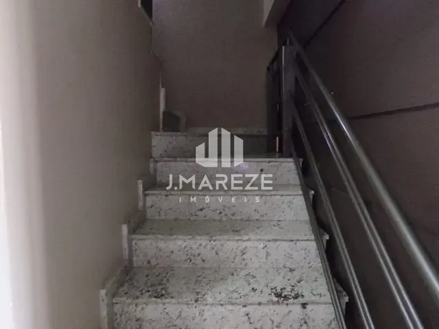 Sobrado com 130m² 3 quartos e 2 banheiros, à venda, no bairro Vila São Paulo em Apucarana