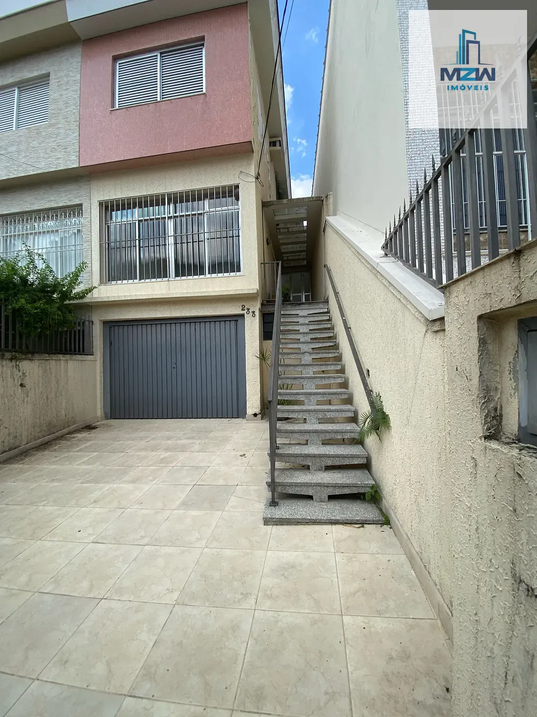 Sobrado, 3 quartos, 250 m² - Foto 1