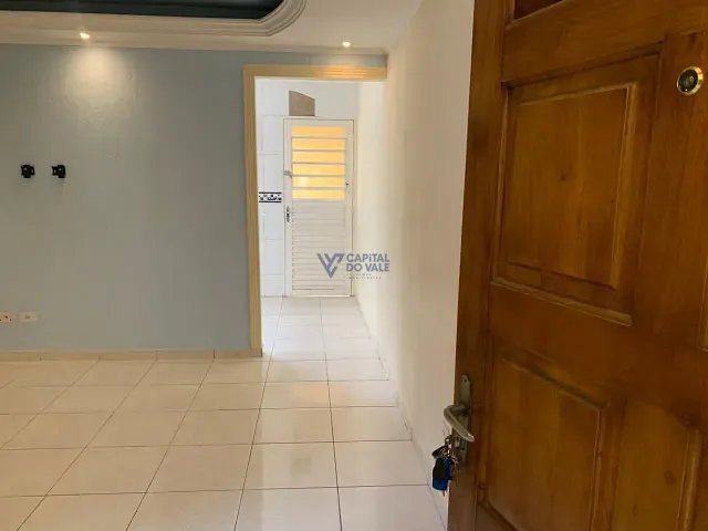 Sobrado com 125m² 3 quartos e 1 banheiro, à venda, no bairro Jardim Vale do Sol em São José dos Campos