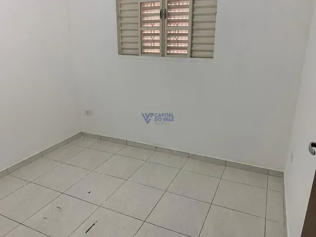 Sobrado com 125m² 3 quartos e 1 banheiro, à venda, no bairro Jardim Vale do Sol em São José dos Campos