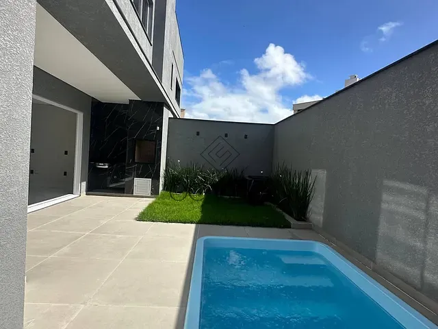 Sobrado 3 quartos e 3 banheiros, à venda, no bairro São Francisco de Assis em Balneário Camboriú
