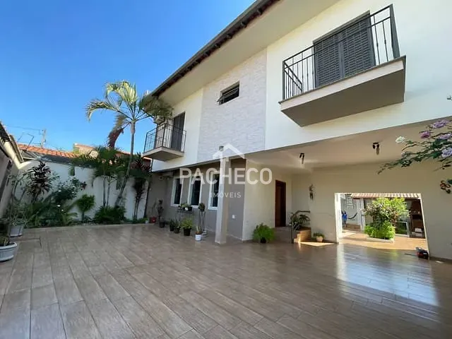 Sobrado com 300m² 4 quartos e 2 banheiros, à venda, no bairro Jardim Conceição em Santa Bárbara D'Oeste