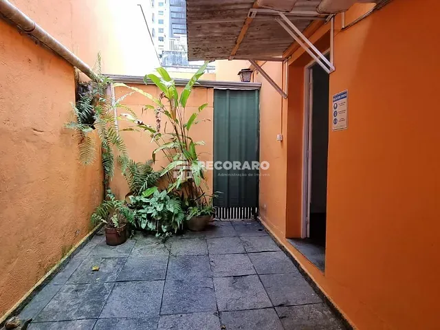 Sobrado com 138m² 3 quartos e 2 banheiros, para alugar, no bairro Pinheiros em São Paulo