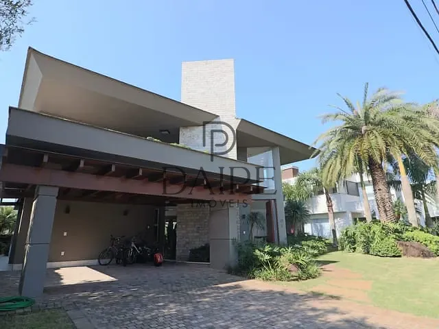 Sobrado com 450m² 4 quartos e 6 banheiros, à venda, no bairro Atlântida em Xangri-Lá