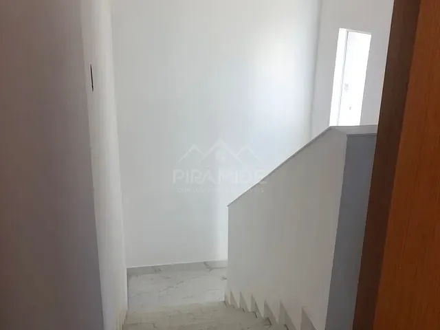 Sobrado com 65m² 2 quartos e 1 banheiro, à venda, no bairro Jardim Itamaraty II em Poços de Caldas