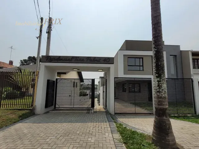 Sobrado com 113m² 3 quartos e 2 banheiros, à venda, no bairro Santa Cândida em Curitiba
