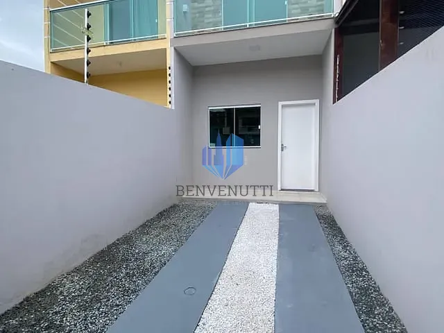 Sobrado 2 quartos e 2 banheiros, à venda, no bairro Tabuleiro em Camboriú