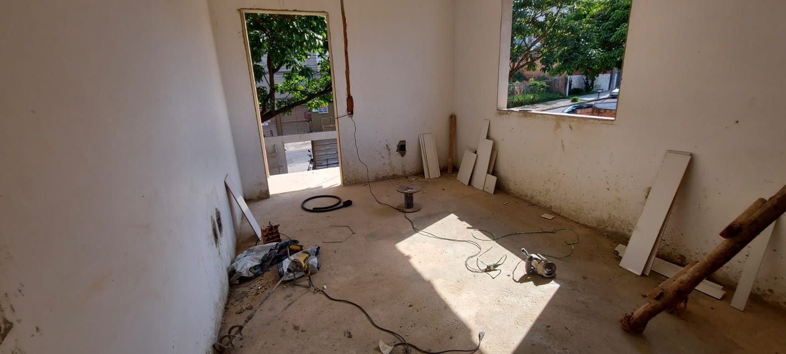 Casa geminada 3 quartos à venda no Cabral, Contagem com 2 vagas de garagem. Pagamento facilitado durante a obra. miniatura 9