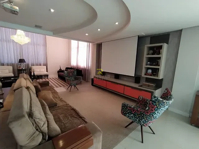 Sobrado com 350m², à venda, no bairro Santa Cruz em Guarapuava