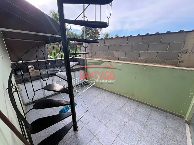 Sobrado 2 quartos e 1 banheiro, para alugar, no bairro Arraialzinho em Santo Antônio de Pádua