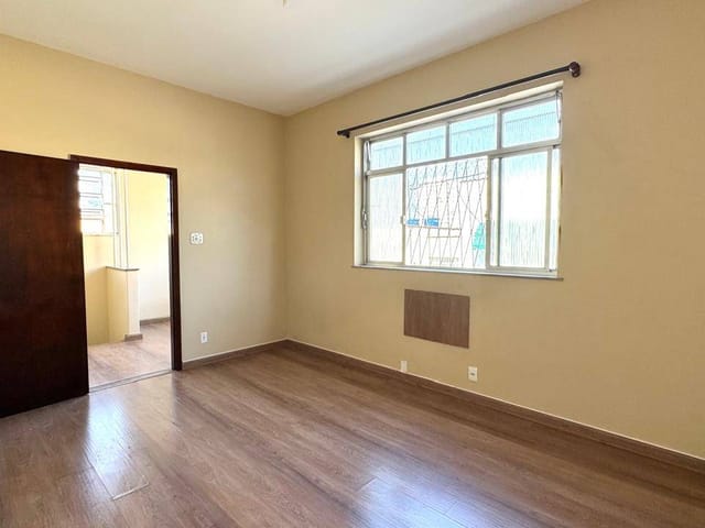 Foto do Sobrado - Casa para locação com 3 quartos - Fonseca, Niterói, RJ | SelfSpin