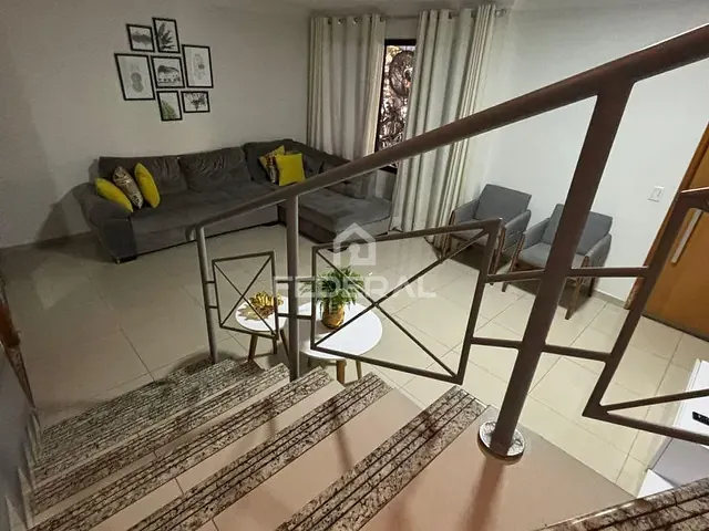Sobrado com 144m² 3 quartos e 3 banheiros, à venda, no bairro Jardim Planalto em Goiânia