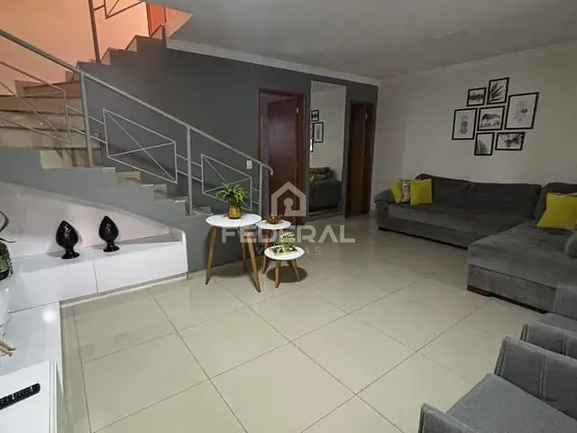 Sobrado com 144m² 3 quartos e 3 banheiros, à venda, no bairro Jardim Planalto em Goiânia