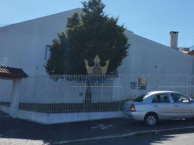 Sobrado com 138m² 3 quartos e 1 banheiro, à venda, no bairro Estrela em Ponta Grossa