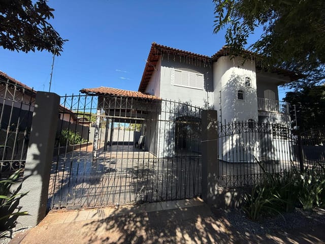 Foto do Sobrado - Sobrado para locação, Zona 02, Maringá, PR | Teto imoveis MGA