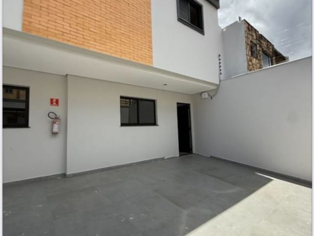 Sobrado com 73m² 3 quartos e 4 banheiros, à venda, no bairro Vila Pires em Santo André
