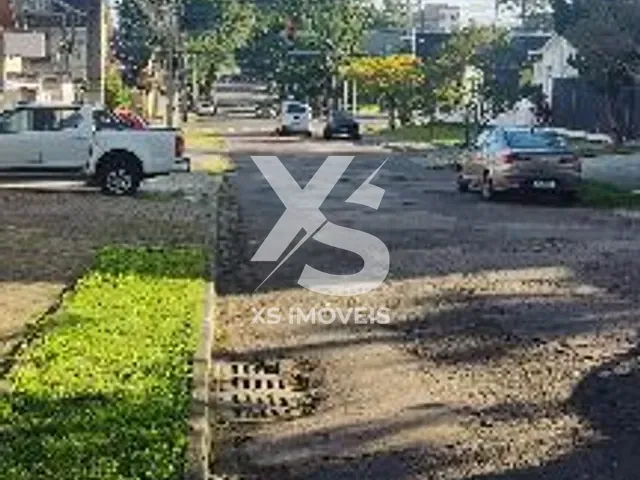 Sobrado 3 quartos e 4 banheiros, à venda ou para alugar, no bairro Bacacheri em Curitiba