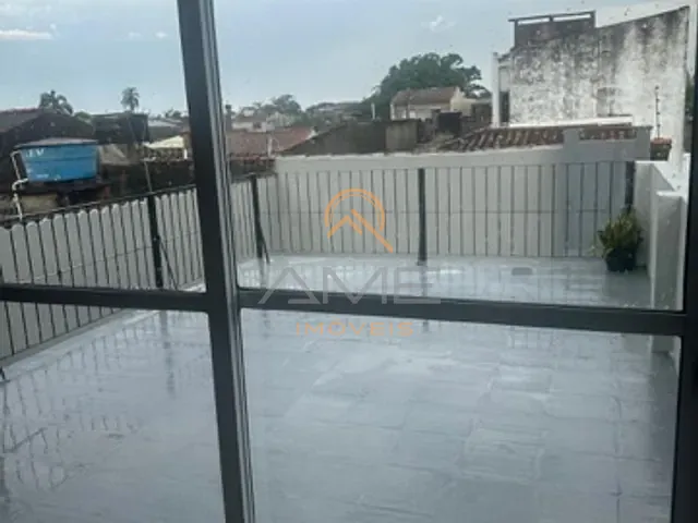 Sobrado com 132m² 3 quartos e 2 banheiros, à venda, no bairro Fragata em Pelotas