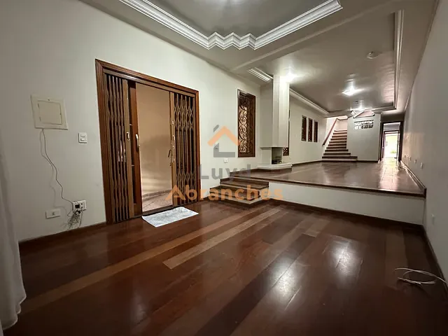 Sobrado com 250m² 3 quartos e 3 banheiros, à venda, no bairro Vila Clarice em São Paulo