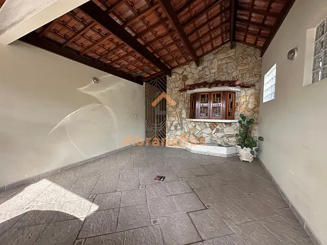 Sobrado com 250m² 3 quartos e 3 banheiros, à venda, no bairro Vila Clarice em São Paulo