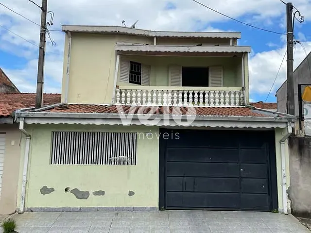 Sobrado com 210m² 3 quartos e 2 banheiros, à venda, no bairro Conjunto Habitacional Hércules Augusto Masson em Taubaté