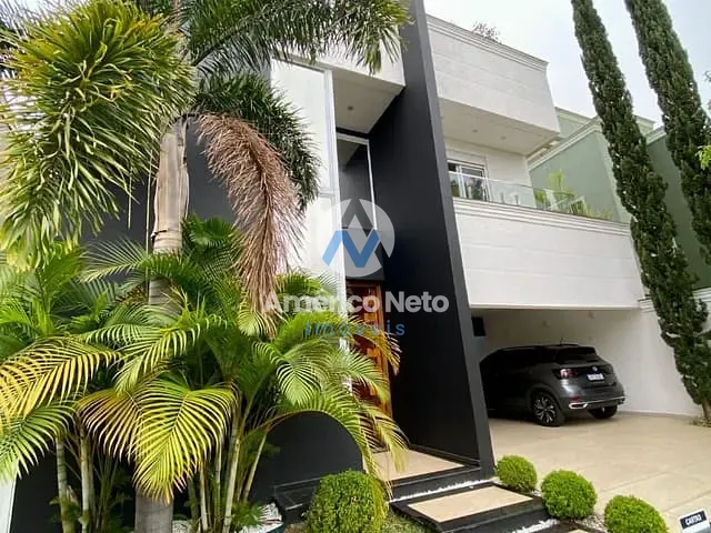Sobrado com 360m² 4 quartos e 5 banheiros, à venda ou para alugar, no bairro Cerâmica em São Caetano do Sul