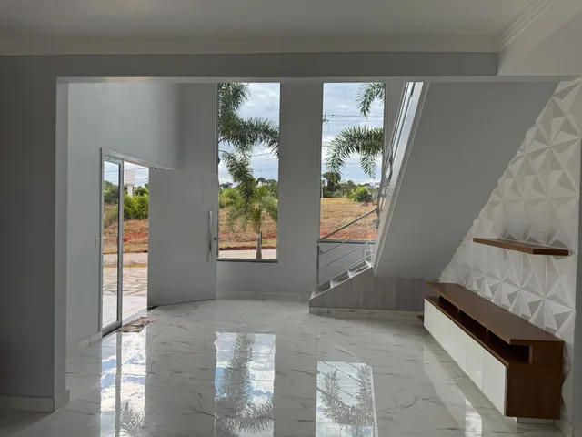 Sobrado com 2010m² 4 quartos e 4 banheiros, à venda, no bairro Santo Antônio em Santo Antônio de Goiás