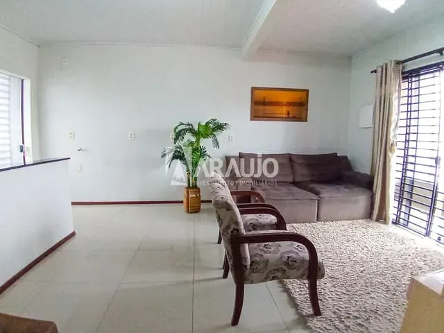 Sobrado com 330m² 5 quartos e 1 banheiro, à venda, no bairro São Vicente em Itajaí