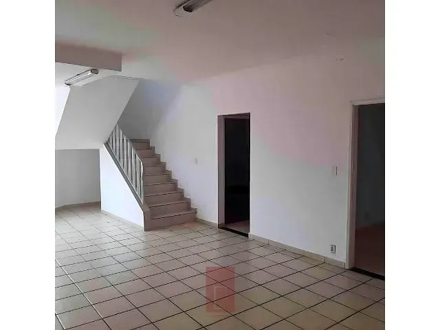 Sobrado com 270m², para alugar, no bairro Casa Verde em São Paulo
