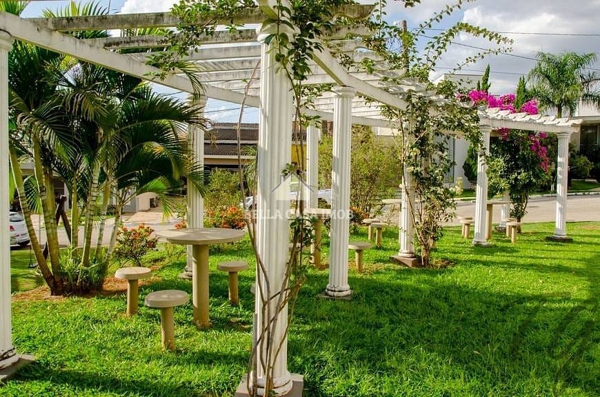 Casa à venda com 3 quartos, 310m² - Foto 23