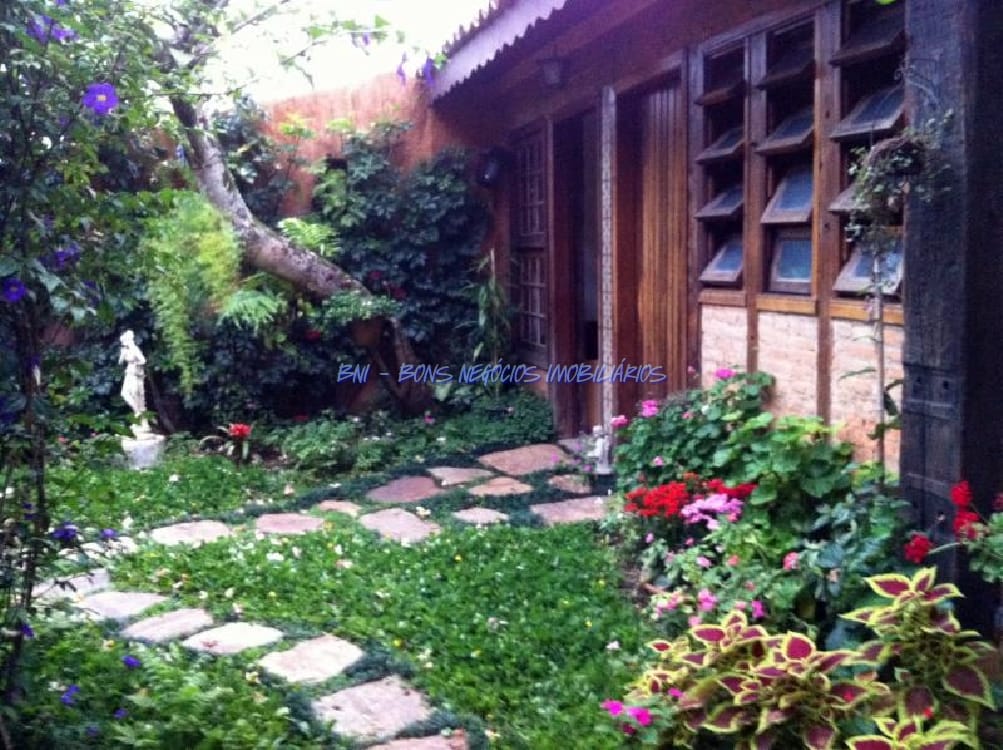 Sobrado, 4 quartos, 238 m² - Foto 1