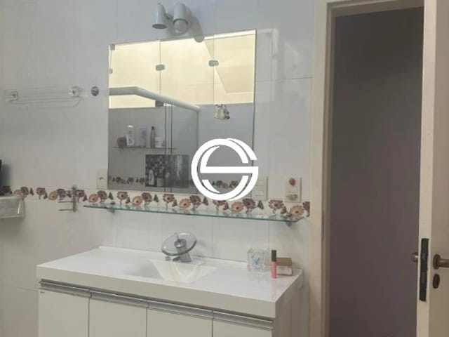 Sobrado 5 quartos e 5 banheiros, para alugar, no bairro Vila Alpina em São Paulo