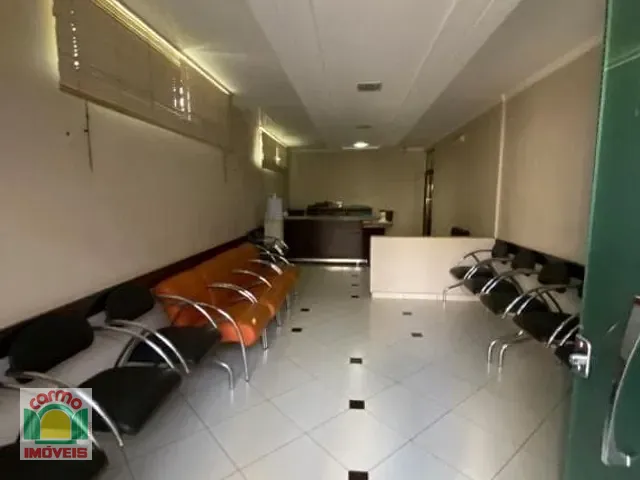 Sobrado com 136m², à venda, no bairro Setor Central em Anápolis