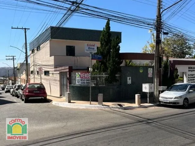 Sobrado com 136m², à venda, no bairro Setor Central em Anápolis