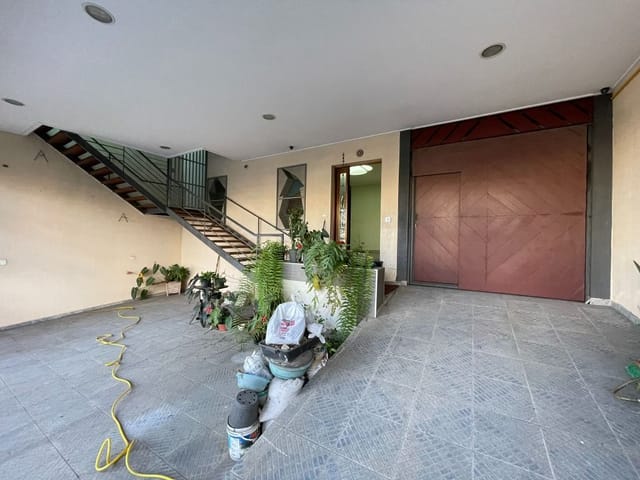 Sobrado com 271m² 10 quartos e 8 banheiros, à venda, no bairro Vila Prudente em São Paulo