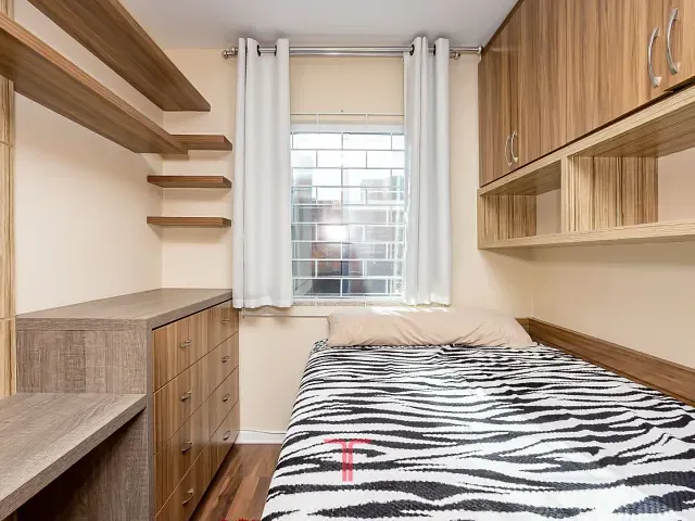 Sobrado com 134m² 3 quartos e 3 banheiros, à venda, no bairro Uberaba em Curitiba
