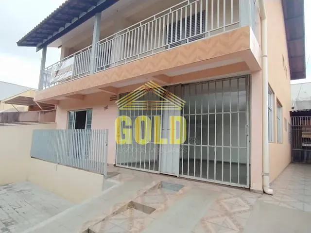Sobrado com 272m² 5 quartos e 3 banheiros, à venda, no bairro Igapó em Londrina