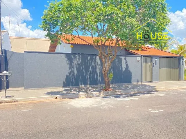 Casa 2 quartos e 2 banheiros, à venda, no bairro Loteamento Campo Limpo em Votuporanga