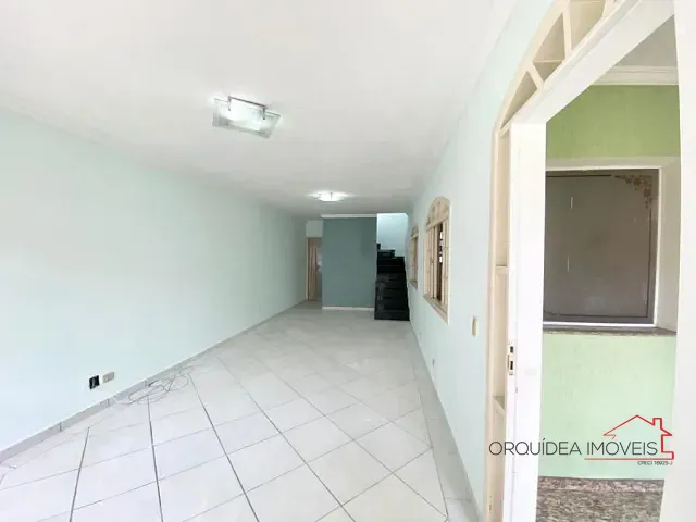 Sobrado com 200m² 3 quartos e 4 banheiros, à venda, no bairro Bosque da Saúde em São Paulo