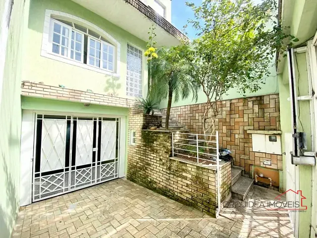 Sobrado com 200m² 3 quartos e 4 banheiros, à venda, no bairro Bosque da Saúde em São Paulo